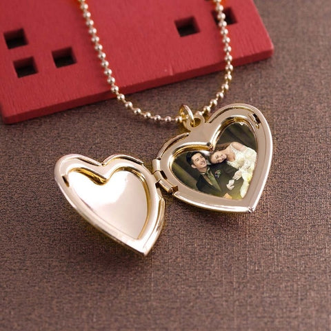 HOOH 1PC Heart Shaped Friend Photo Picture Frame Locket Pendant for Necklace Romantic Jewelry Couple Valentine's Day Gift