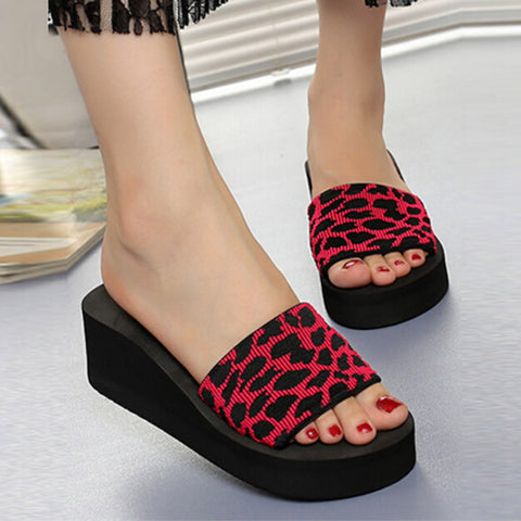 Summer Women Shoes Platform Bath Slippers Wedge Beach Slope Flops Slippers Shoes Summer Beach Casual Shoes Girls Crystal Wedges