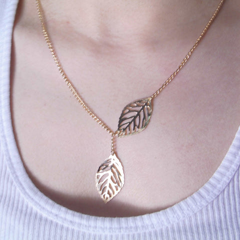 H26 Free Shipping New Fashion Heart Leaf Moon Pendant Necklace Crystal Necklace Women Holiday Beach Statement Jewelry Wholesale