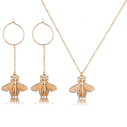 Women Cute Black Star Pendant Necklace Female Handmade Fashion Romantic Necklace Trendy Wedding Jewelry Gold Chain Necklace