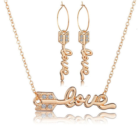 Women Cute Black Star Pendant Necklace Female Handmade Fashion Romantic Necklace Trendy Wedding Jewelry Gold Chain Necklace