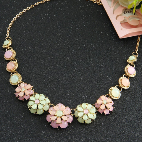 MINHIN New Popular 20 Colors Multicolor Big Pendant Clavicle Chain Necklace Women's Delicate Banquet Jewelry